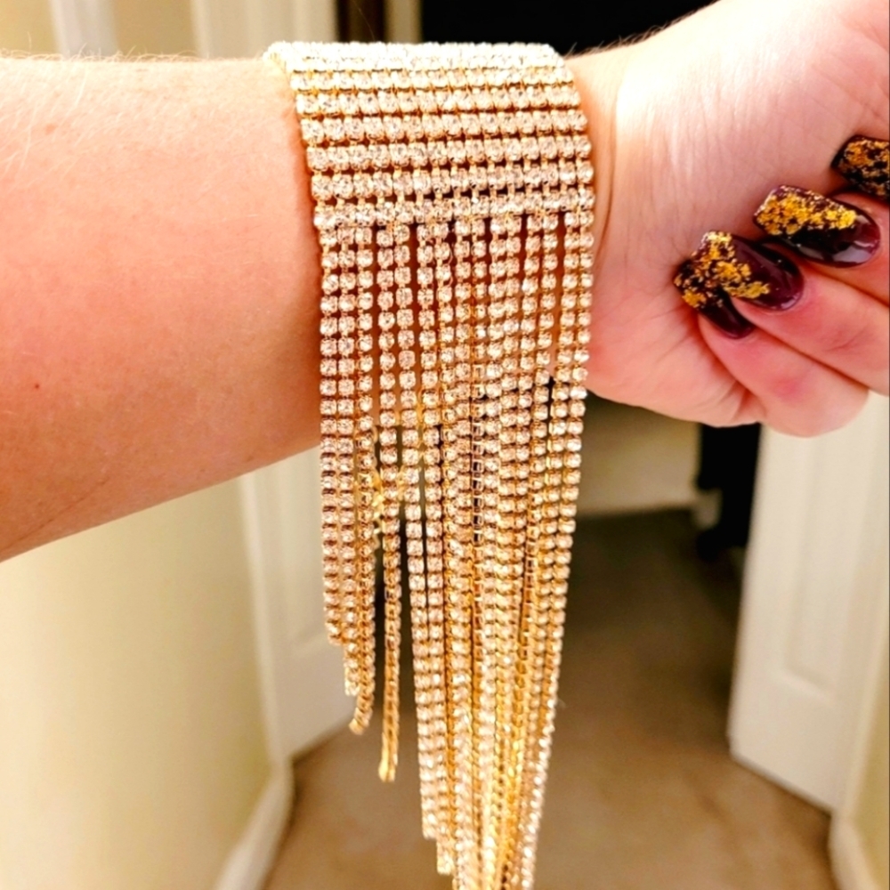 NWT Gold Dangle Fringed White Pave Crystal Gold Bracelet
